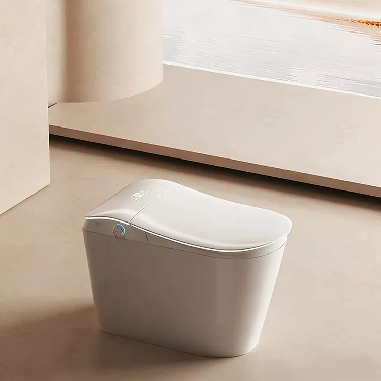Smart Toilet Med Indbygget Vandfilter Og Fodaktiveret Skylning